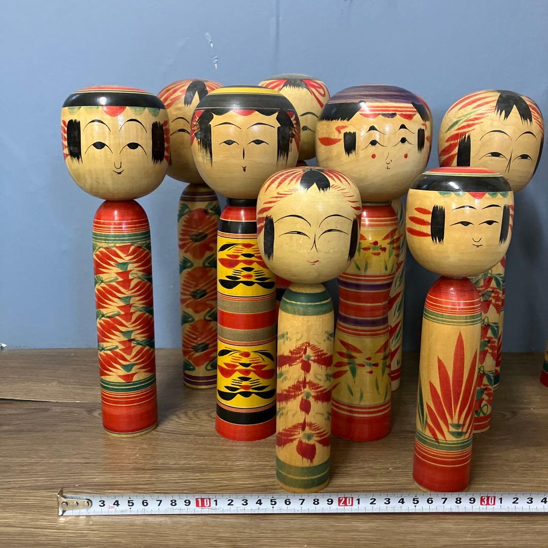 D-2 伝統こけし 12本セット 鳴子 遠刈田など 作家物 サイン有 まとめ売り