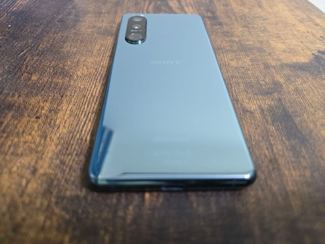 美品　Xperia 5 III グリーン 128GB docomo SO-53B