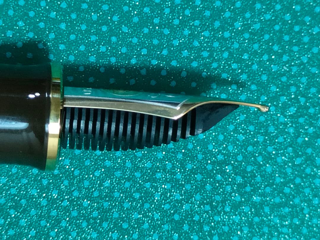 Pelikan 特別生産品 SOUVERAN M800 ブラウンブラック(B)