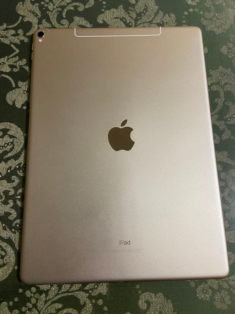 iPad Pro (12.9インチ) 第二世代　256GB セルラーモデル