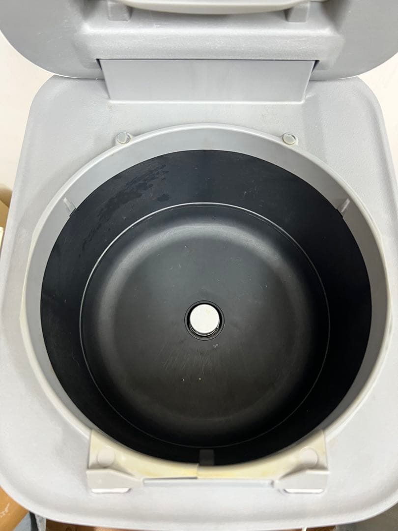 HITACHI 圧力IH炊飯器 RZ-V100DM 5.5合 2021年製