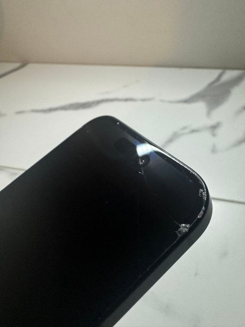 Apple iPhone 15 256GB ブラック