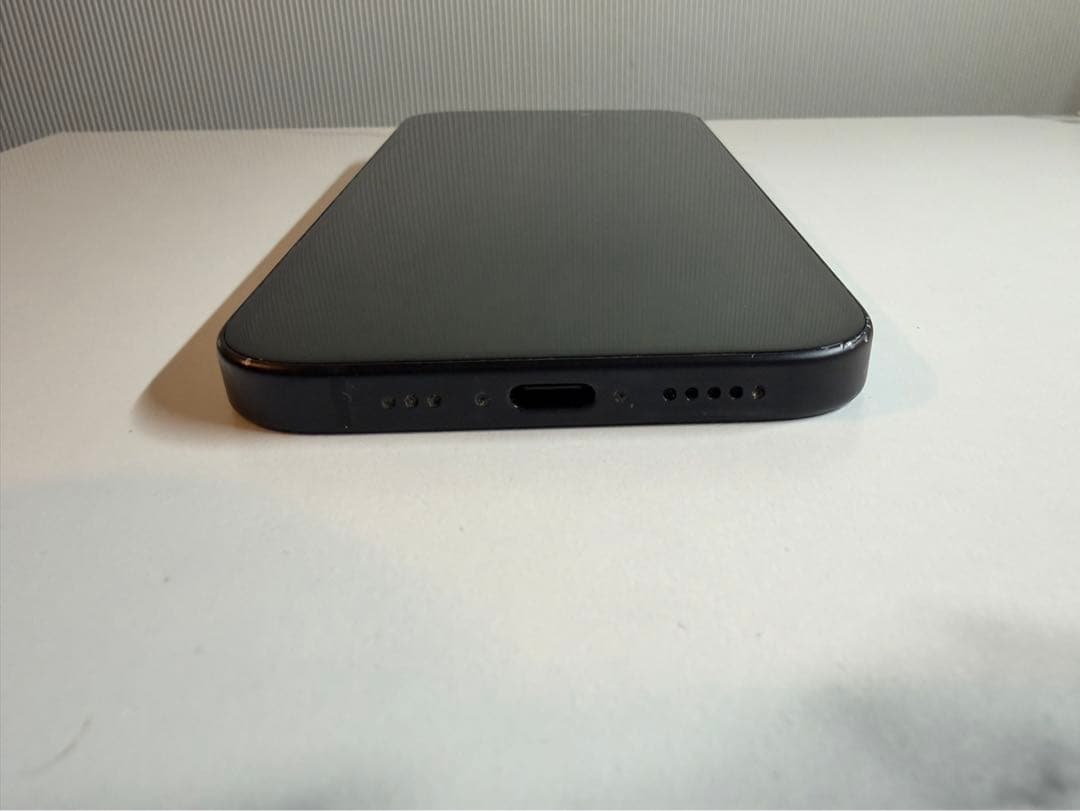 Apple iPhone 15 256GB ブラック