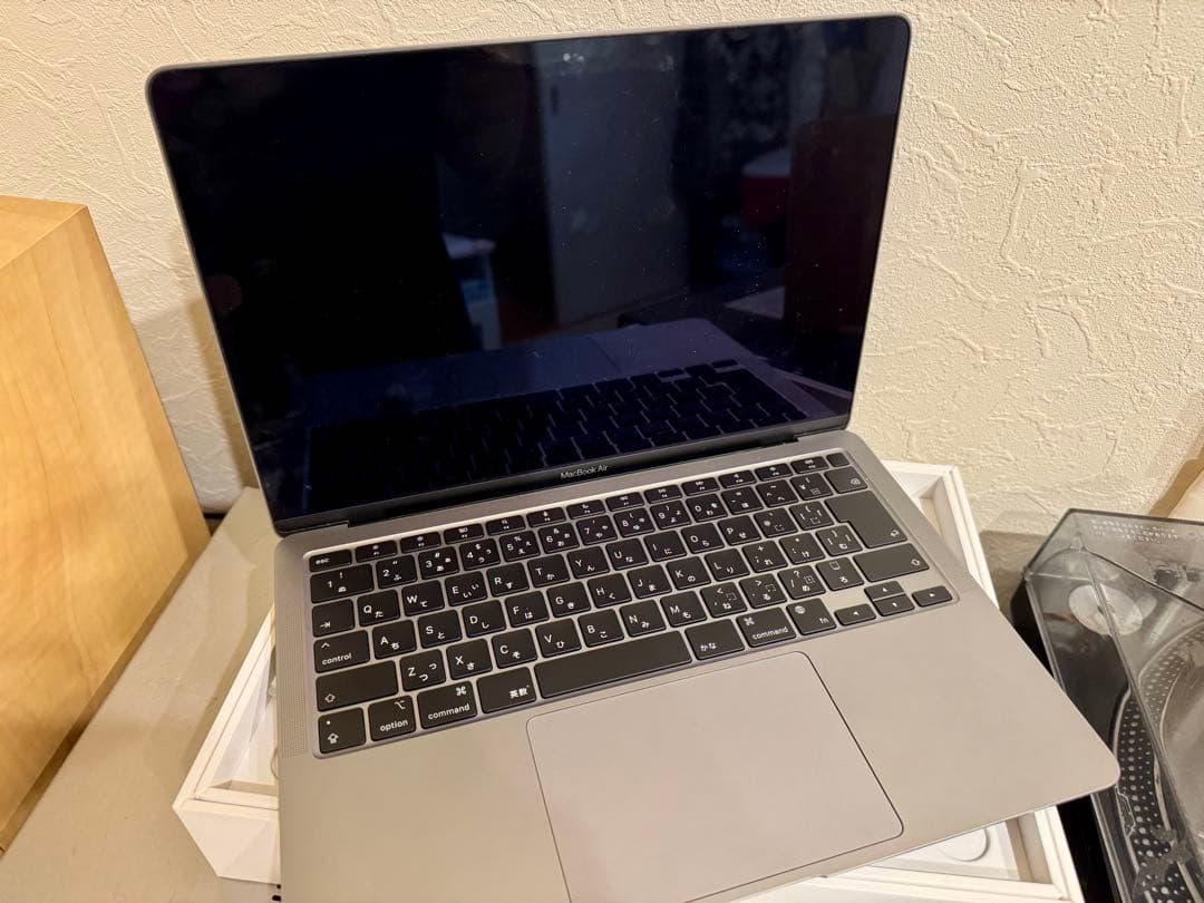 Apple MacBook Air M1 13 2020年 8GB 256GB