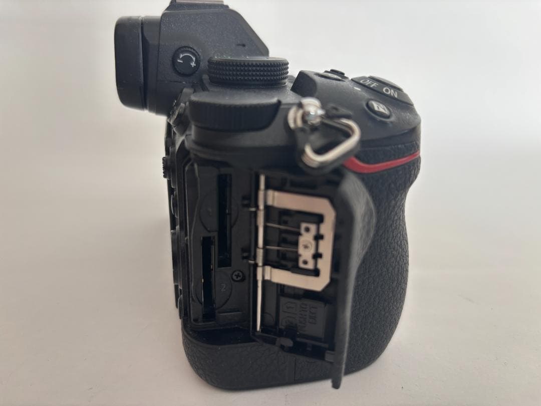 Nikon Z5 ボディ ミラーレス一眼カメラ