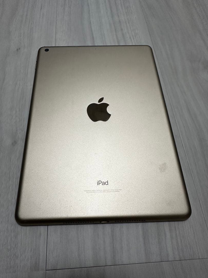 iPad 第五世代　ゴールド　32GB Wi-Fi