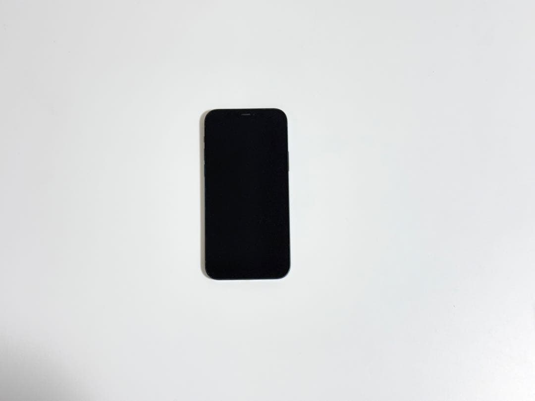Apple iPhone 12 128GB SIMロックあり（au）