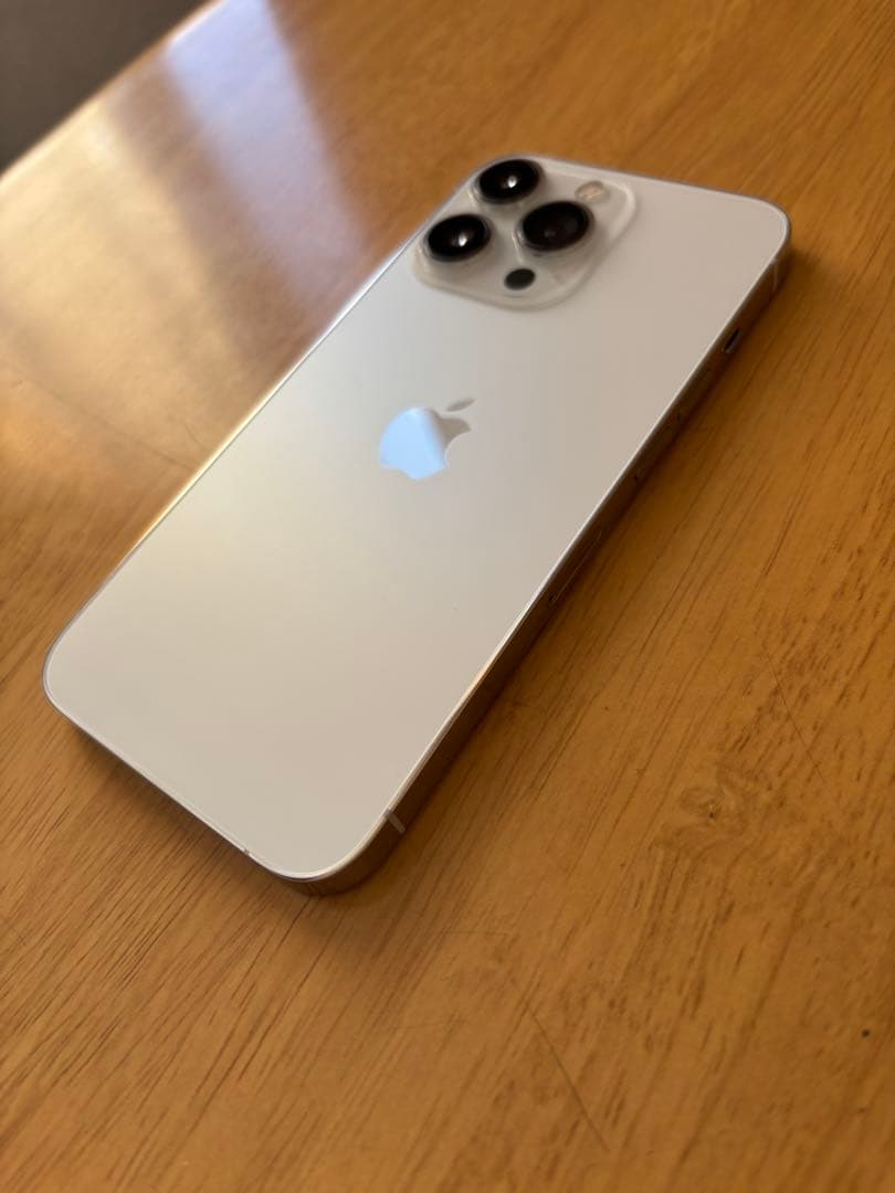 iPhone 13 Pro 256GB シルバー バッテリー最大容量100%