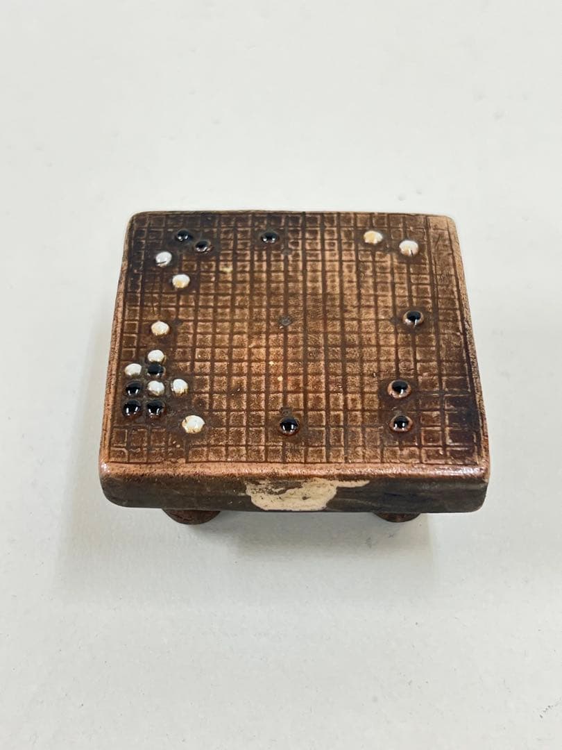 囲碁打ち人形(鍋島焼？)