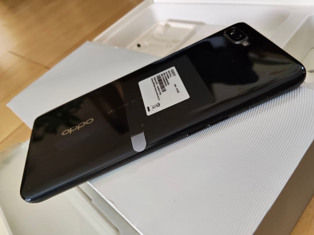 美品 OPPO Reno A SIMフリー シムフリー オッポ ブラック 黒