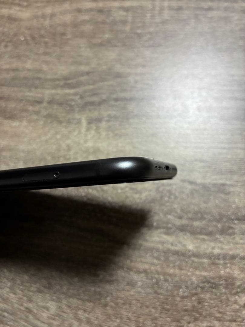 iPhone11 本体(カバー)