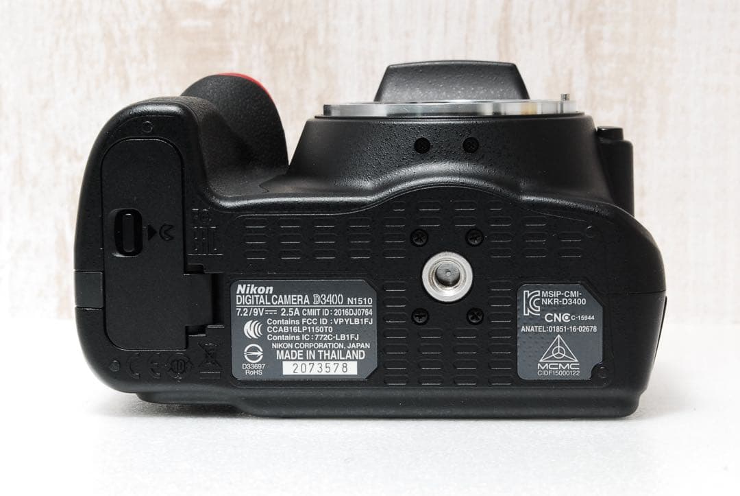 ❤️美品❤️ショット数約520回❤️ボディカバー付 Nikon D3400