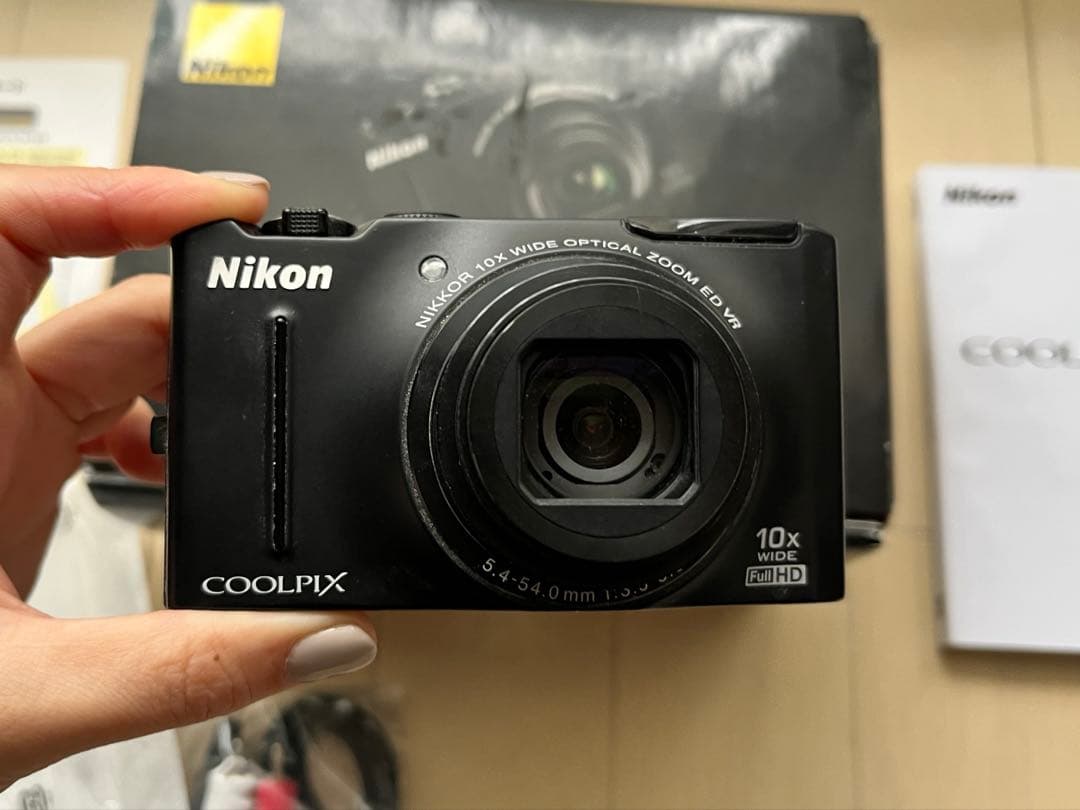 Nikon COOLPIX S800 コンパクトデジタルカメラ