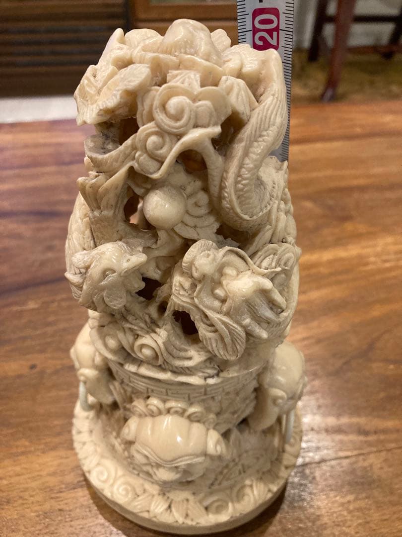 希少　中国美術 置物 彫刻 材質不明