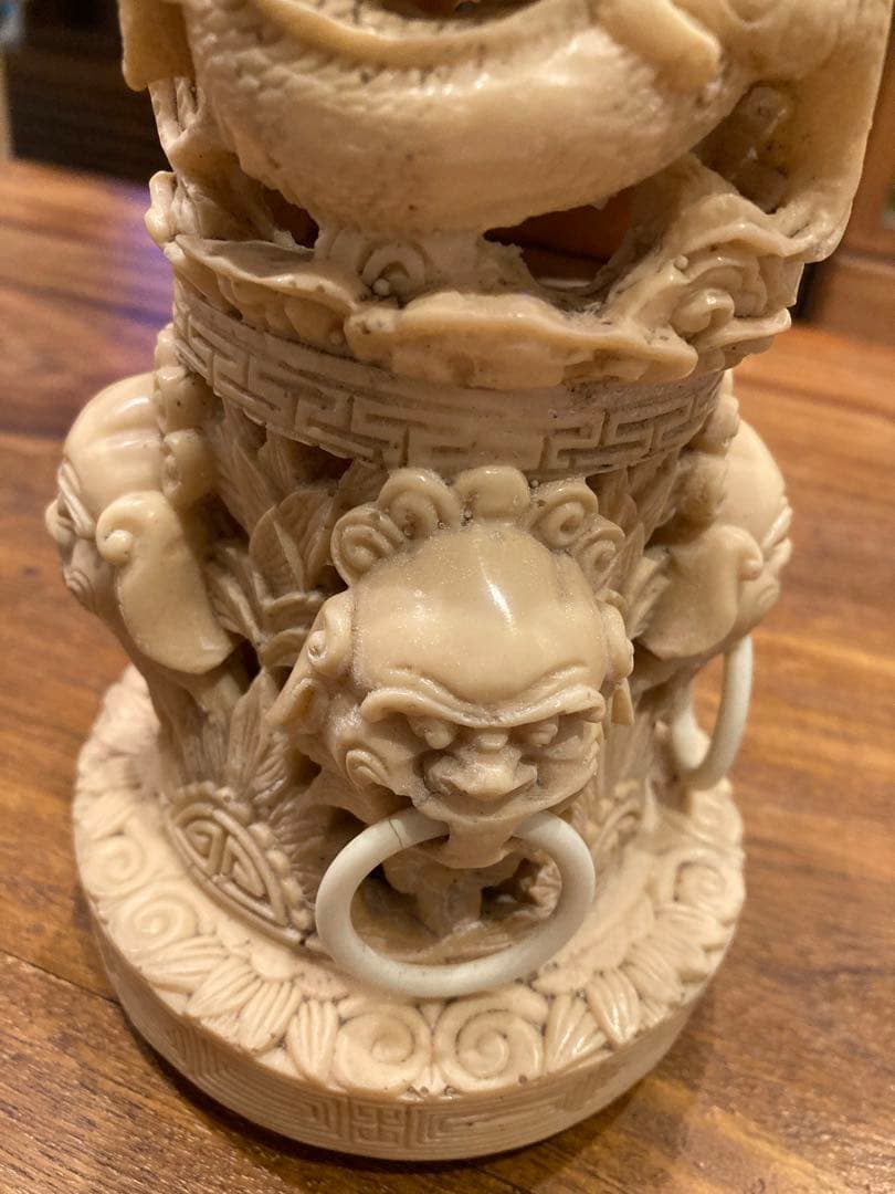 希少　中国美術 置物 彫刻 材質不明