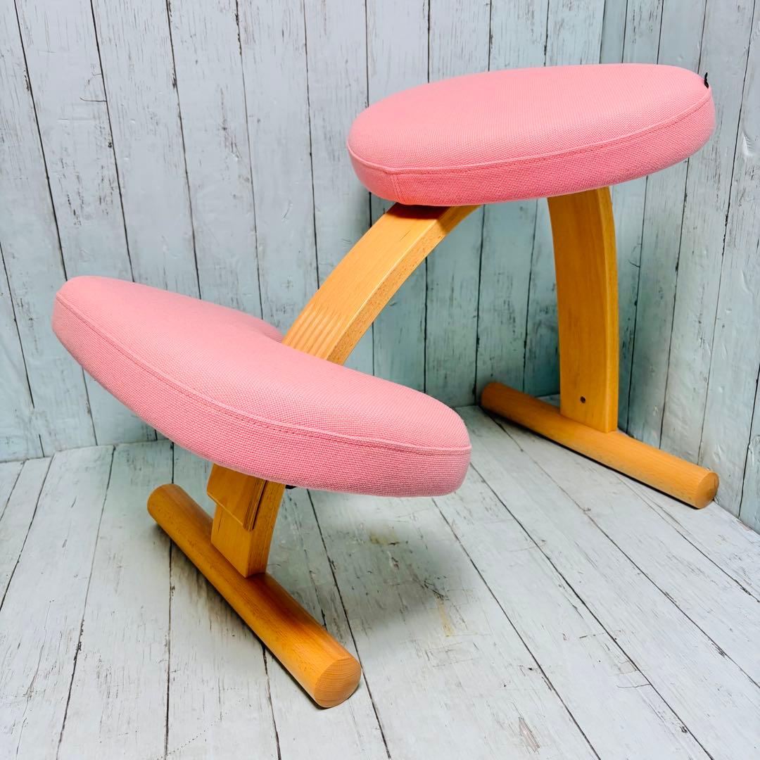 バランスイージー　サカモトハウス　美品　リボ　balans ピンク　姿勢矯正