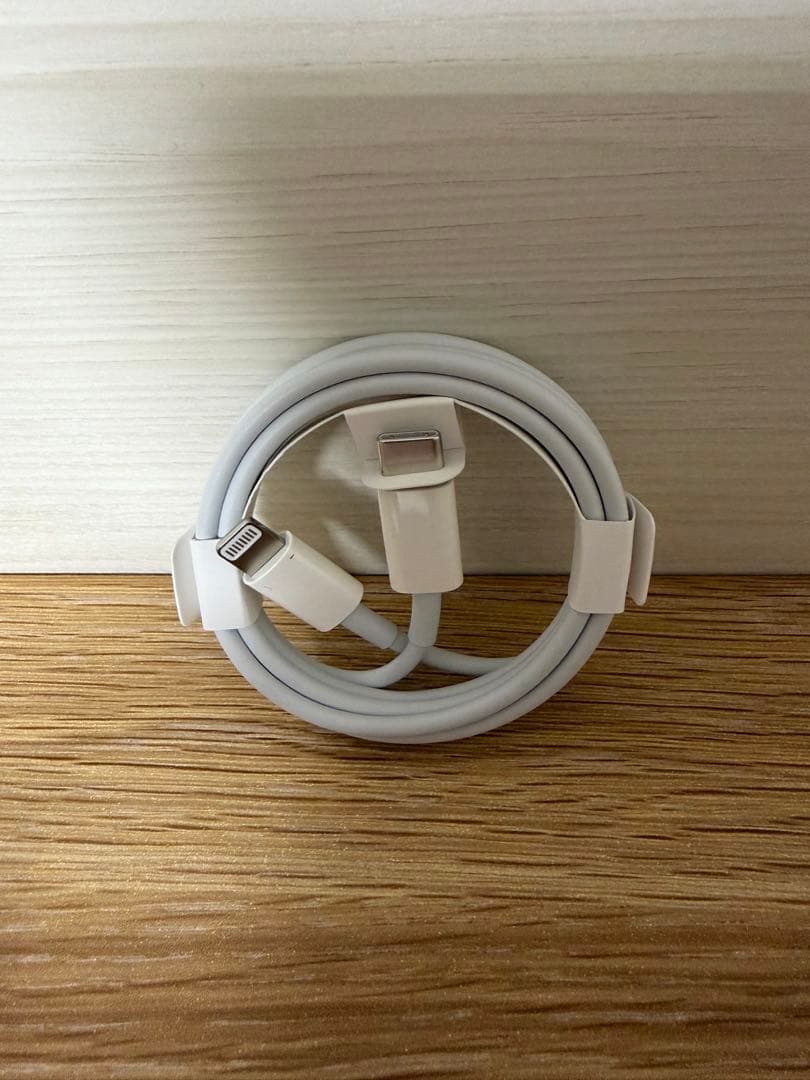 Apple iPhone 14 256GB スターライト