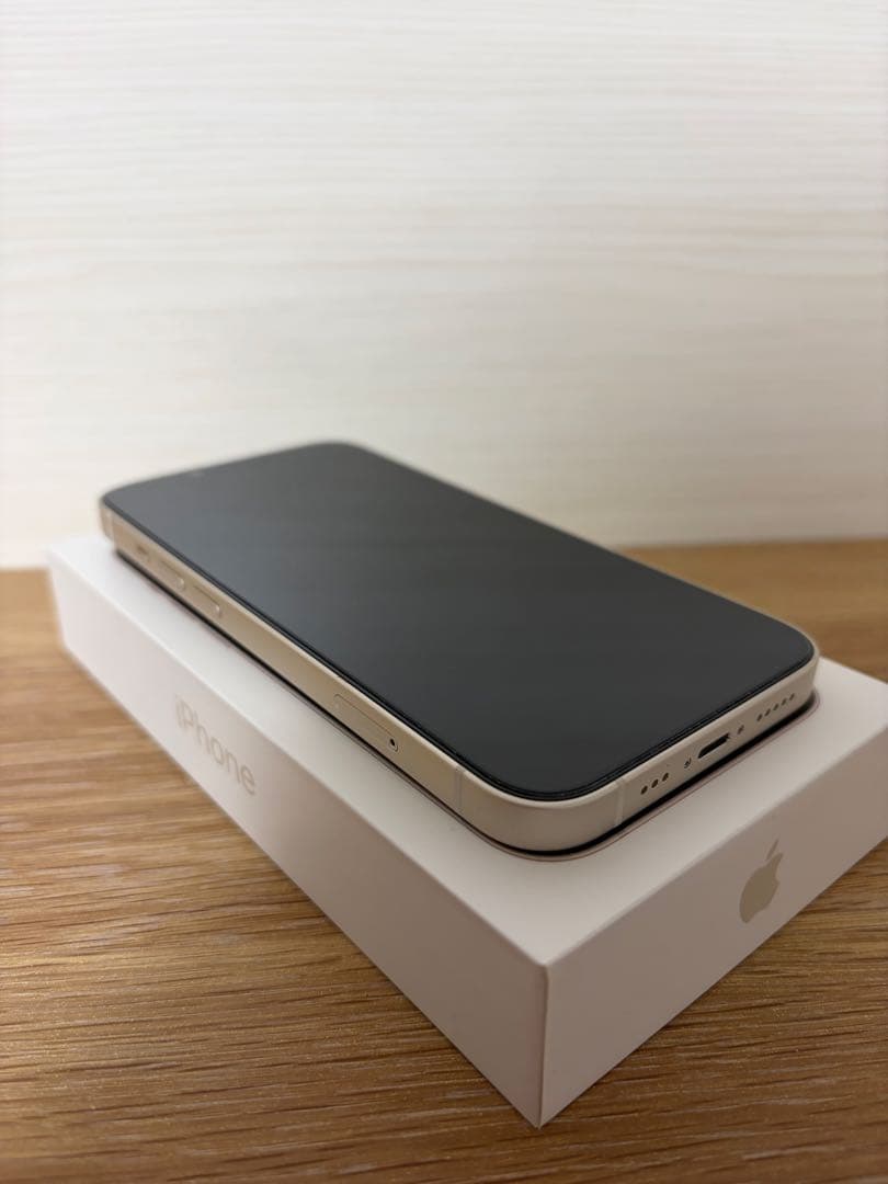 Apple iPhone 14 256GB スターライト