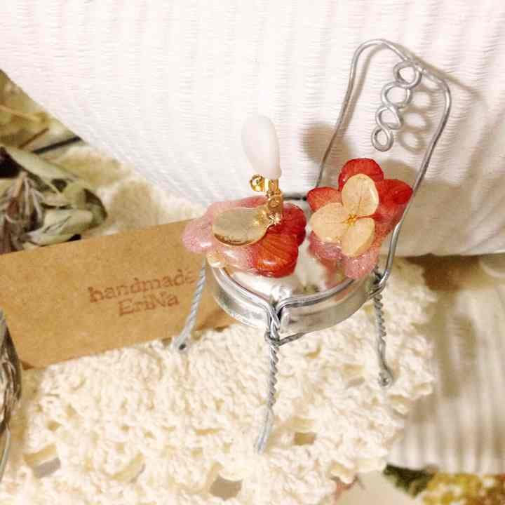 1940円 上品に咲く新作オータムカフ 他ピアス ドライ プリザーブドカントリー
