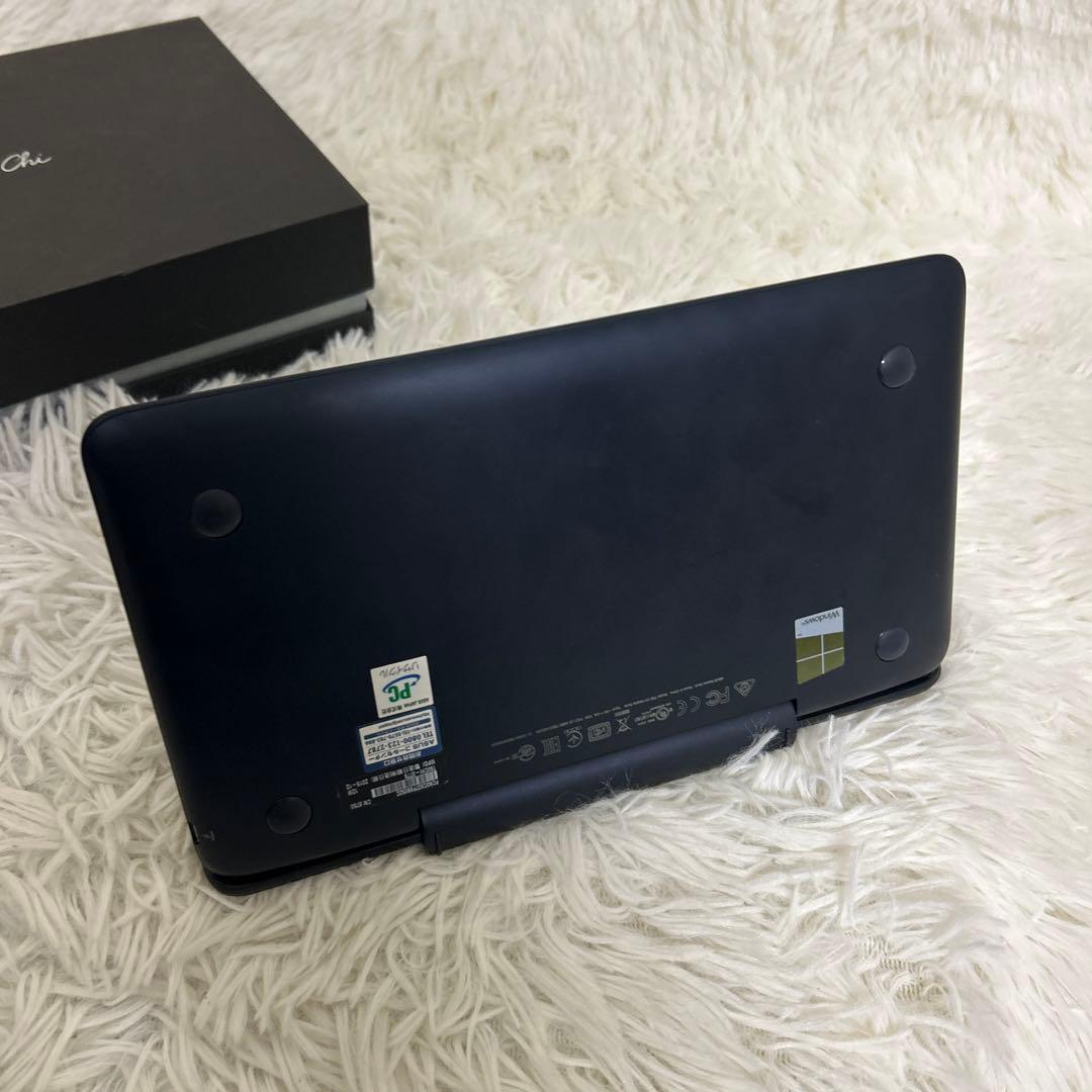 ASUS TransBook Chi Windowsタブレット　付属品