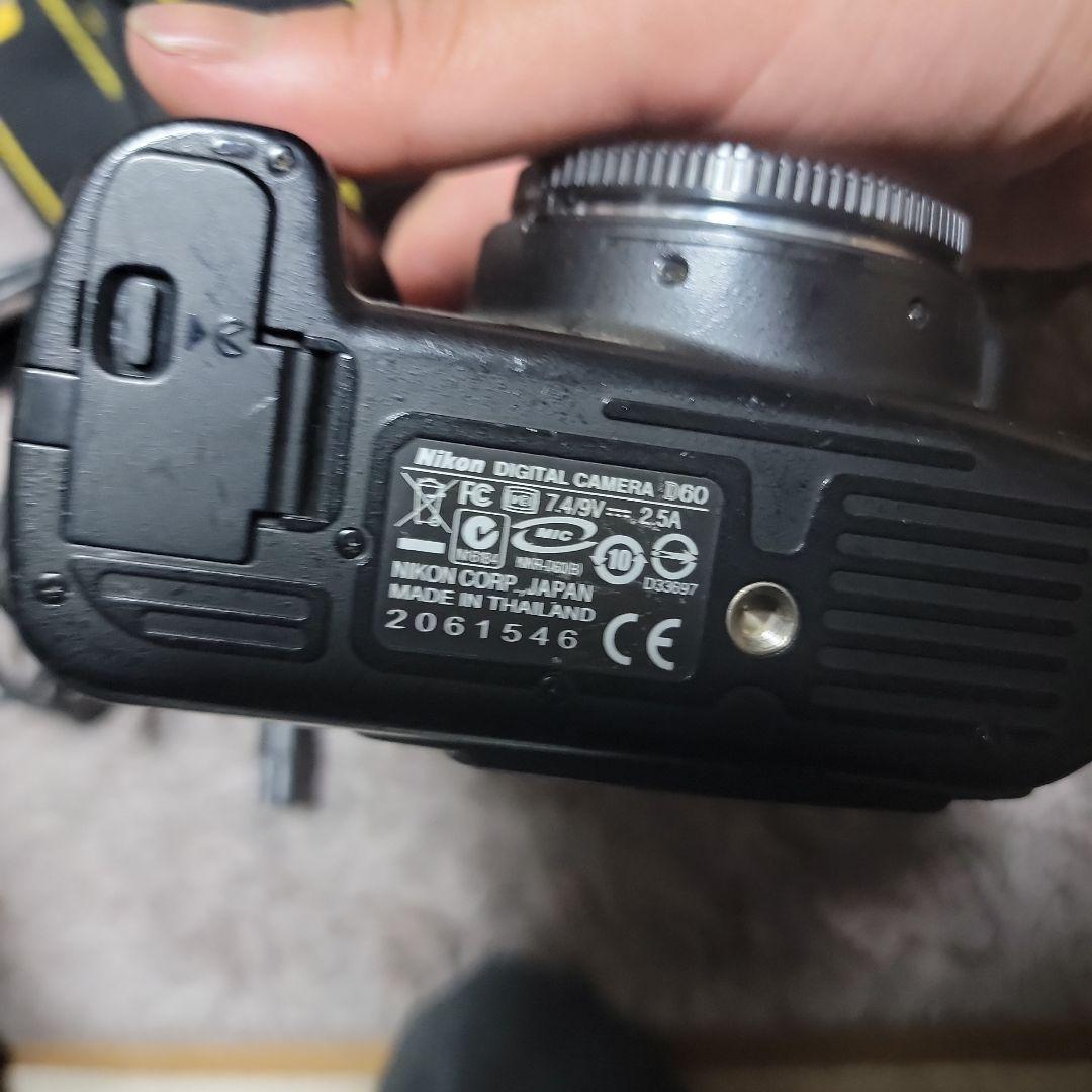 Nikon D60 デジタル一眼レフカメラ 本体