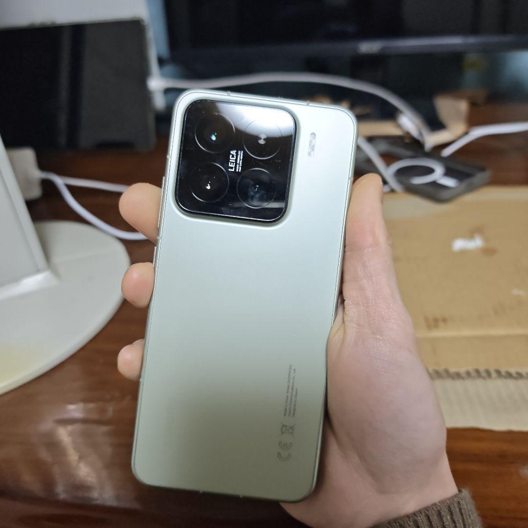 スマートフォン本体 xiaomi 15