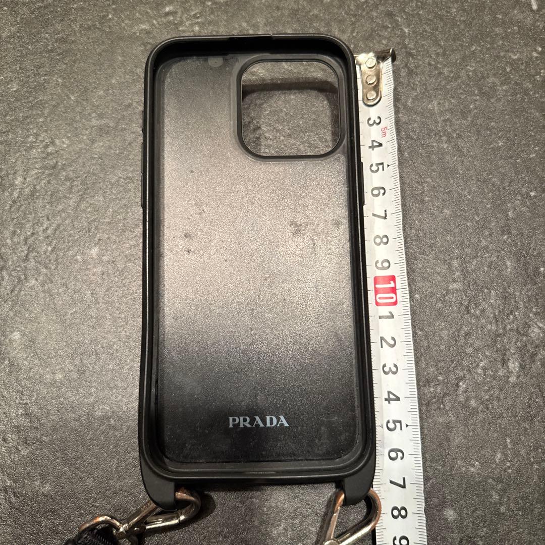 PRADA ブラック レザー ストラップ付きケース