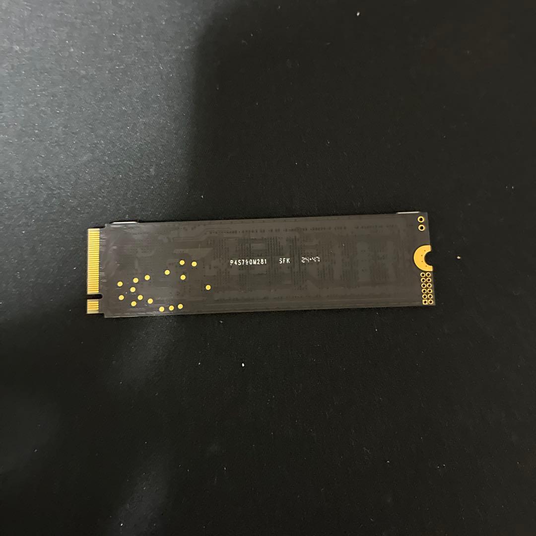 【ジャンク】NVMe SSD 2TB Gen4 BIOS認識 初期化不可