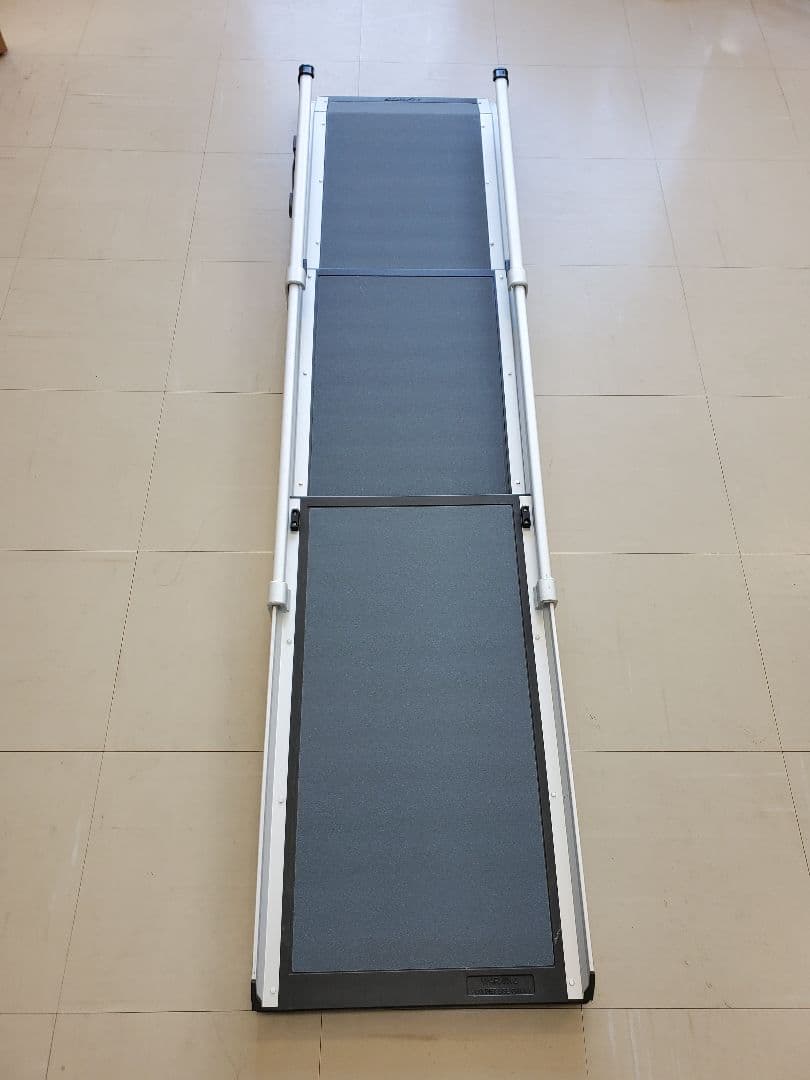 ペット用スロープ　ステップ　スライド式　大型犬用　耐荷重180キロ