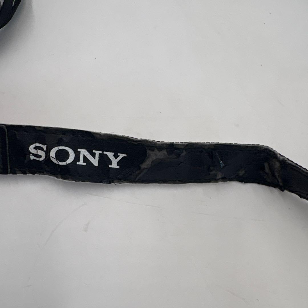 美品　Sony NEX-5T ホワイト E 16-50mmレンズ