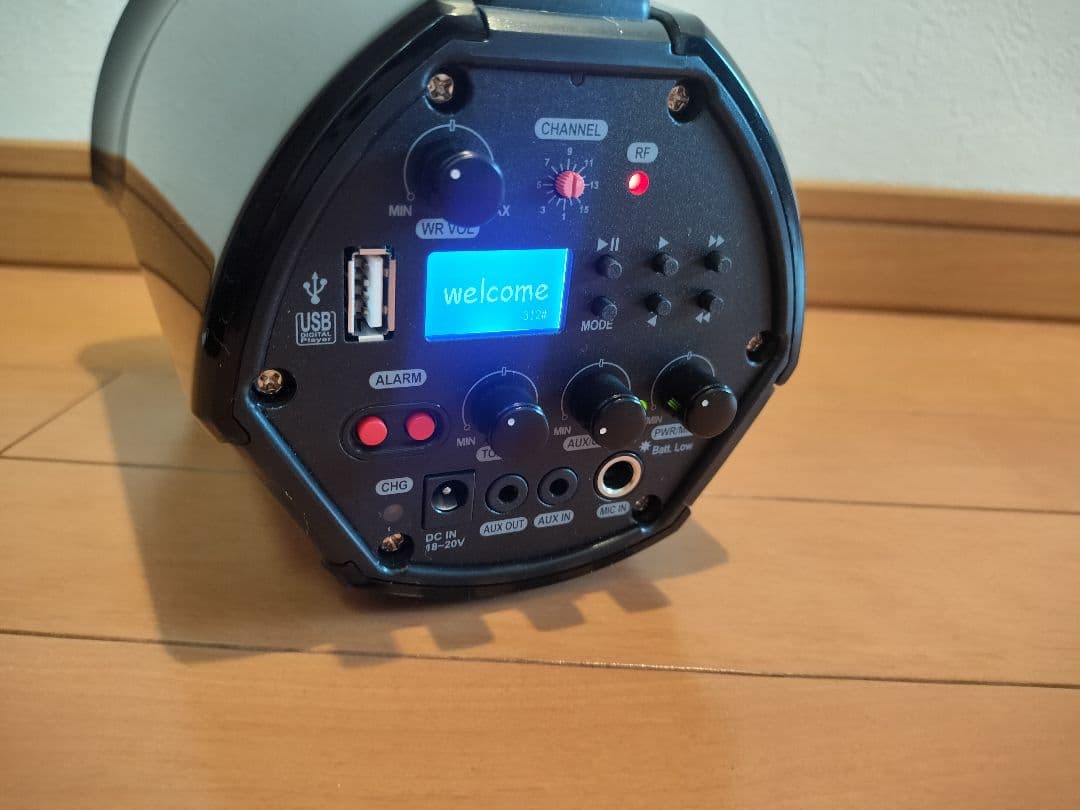 サンワサプライ ワイヤレスマイク付き拡声器スピーカー MM-SPAMP3