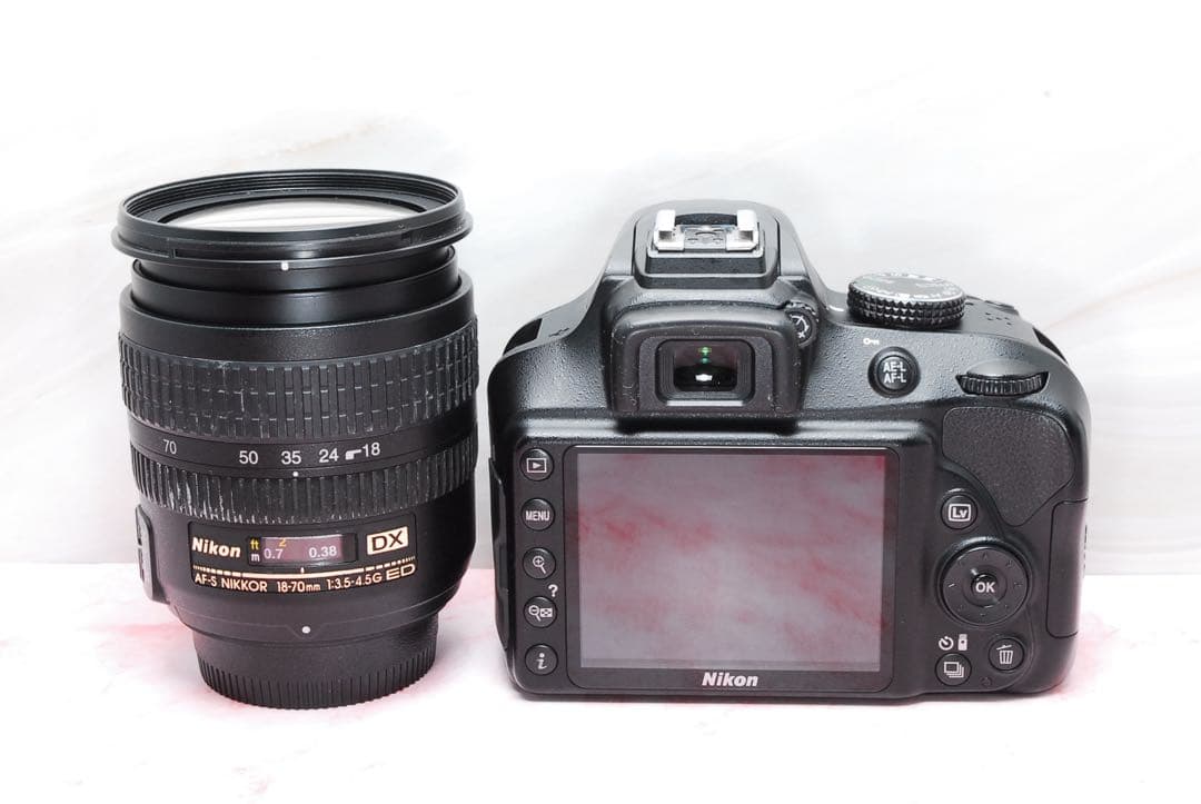 Nikon D3400★一眼レフカメラ★小型&軽量★超高画質