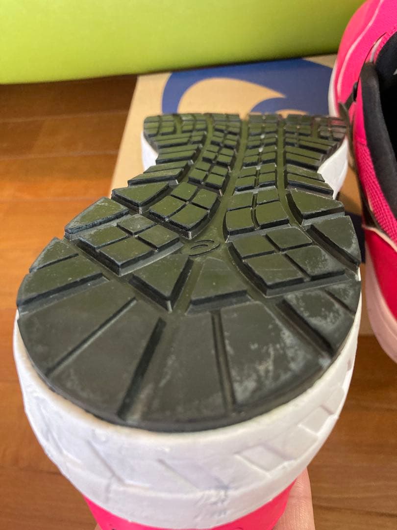 値下げ。asics 安全靴　シューズランドリーにて洗濯済み　ピンク　28.0cm