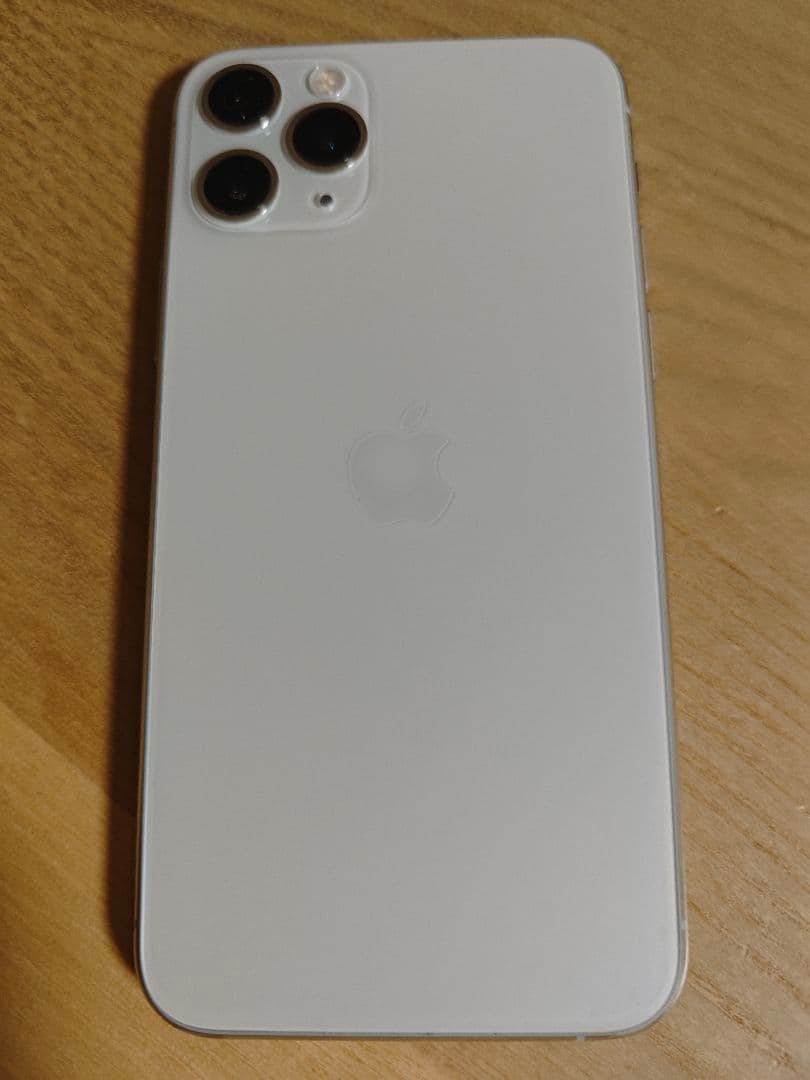 Apple iPhone 11 Pro シルバー 本体　256GB