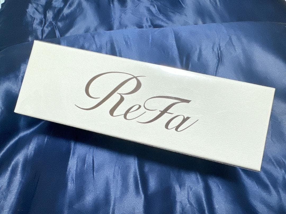 あ*お様 新品未使用 ReFa リファイオンケアブラシプレミアム ホワイト