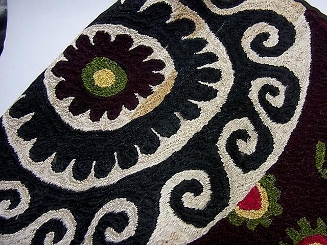 ★T0104★ラカイ (35)　アンティーク　刺繍布　 アフガニスタン　遊牧民族