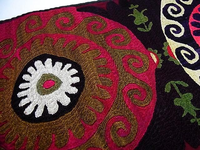 ★T0104★ラカイ (35)　アンティーク　刺繍布　 アフガニスタン　遊牧民族