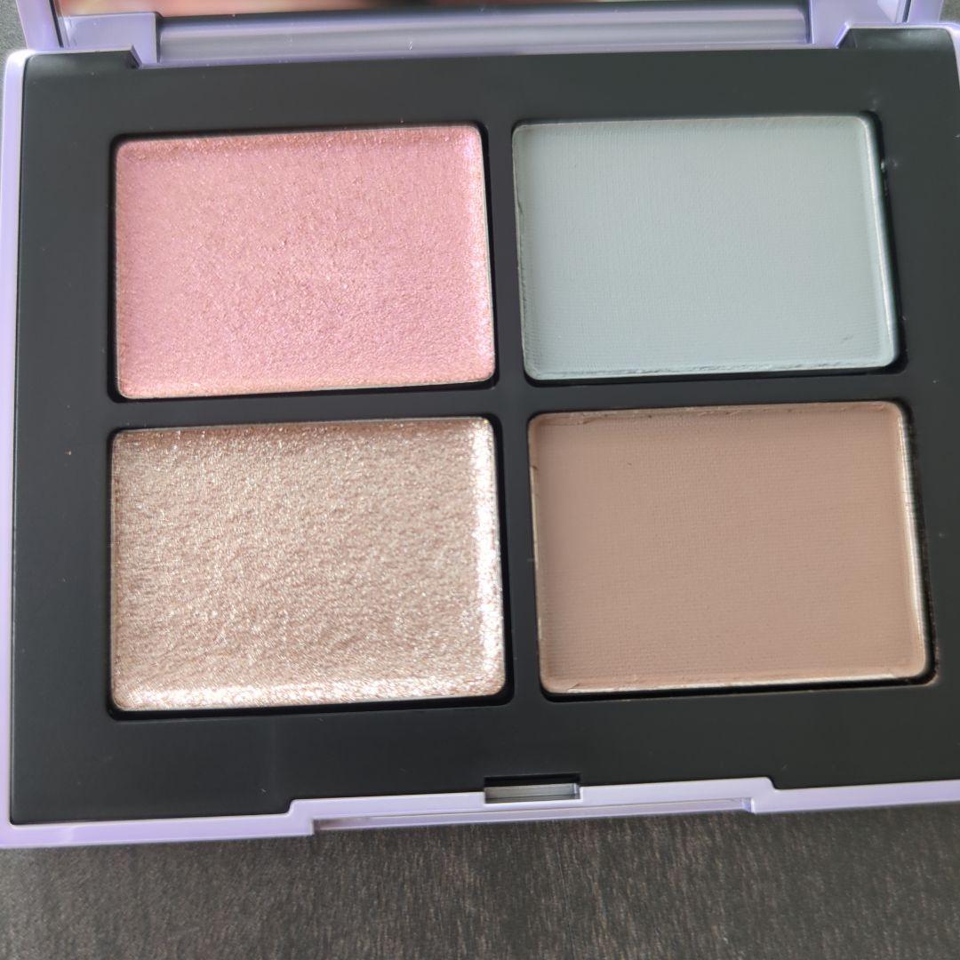 NARS クワッドアイシャドウ 4色パレット