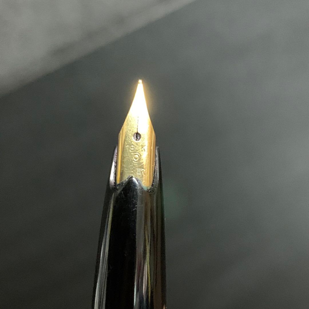 《美品》《送料無料》⭐︎PLATINUM プラチナ 万年筆 ペン先18K細軟♪⭐︎