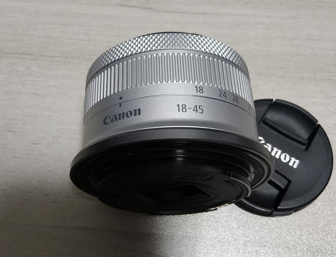 Canon EOSR50【箱、説明書付属】