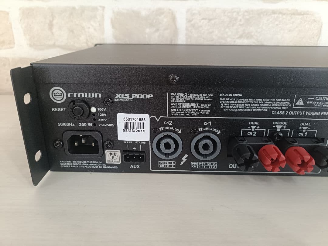 【極上美品♪】Crown XLS 2002 パワーアンプ AMCRON
