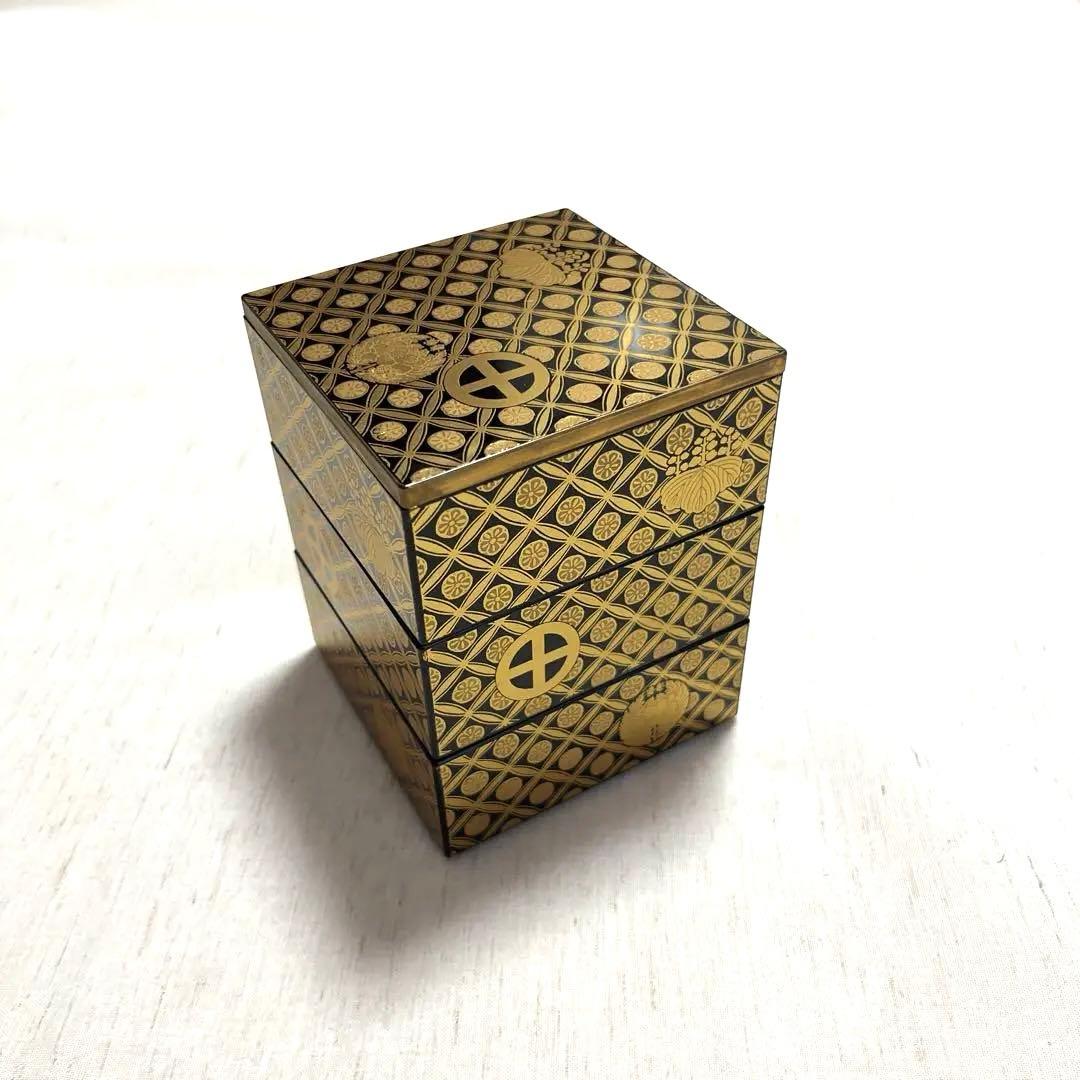 再値下げしました！限定工芸品　丸十桐牡丹紋七宝繋蒔絵柄三段重