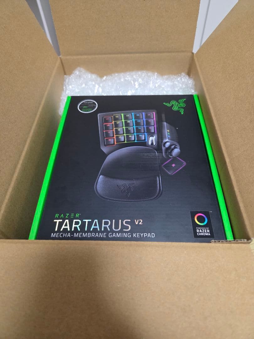 PC用ゲームコントローラー・コンバーター Razer TARTARUS V2