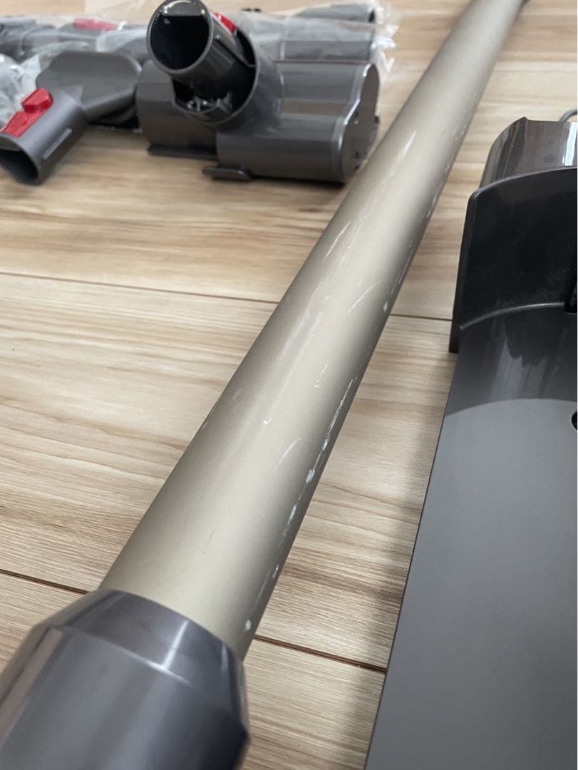 ダイソン コードレスサイクロン掃除機・Dyson V8 Absolute