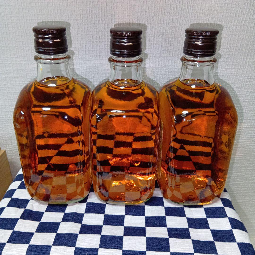 樽薫る キリンウイスキー 終売品 新品・未開栓・ ６４０ml ３本セット