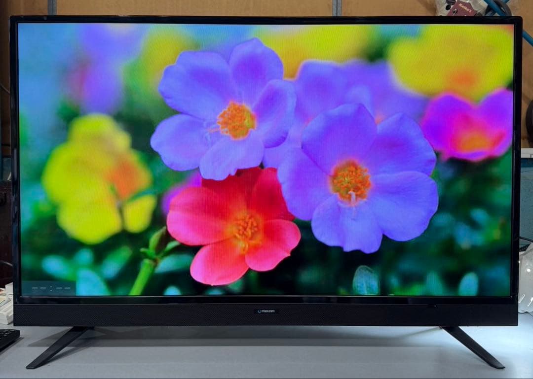 美品　B-CASカード付　マクスゼン 20年製 LED 液晶テレビ 40V型