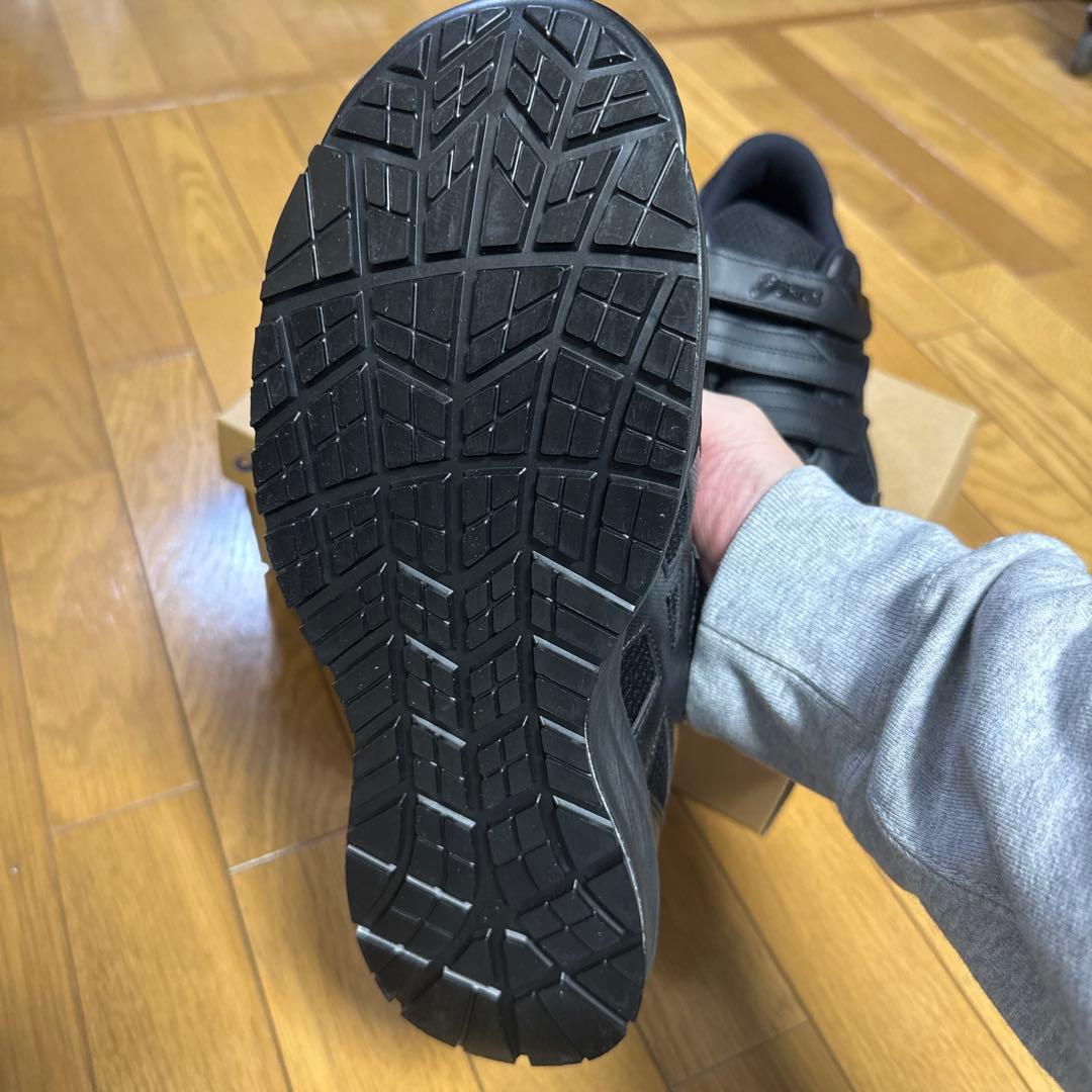 asicsアシックス　安全靴 新品未使用　ウィンジョブ　CP215 28.0