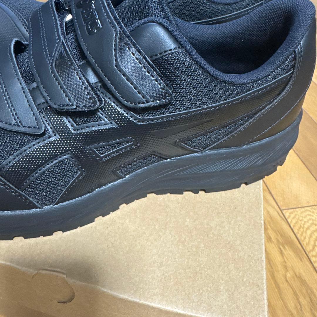 asicsアシックス　安全靴 新品未使用　ウィンジョブ　CP215 28.0