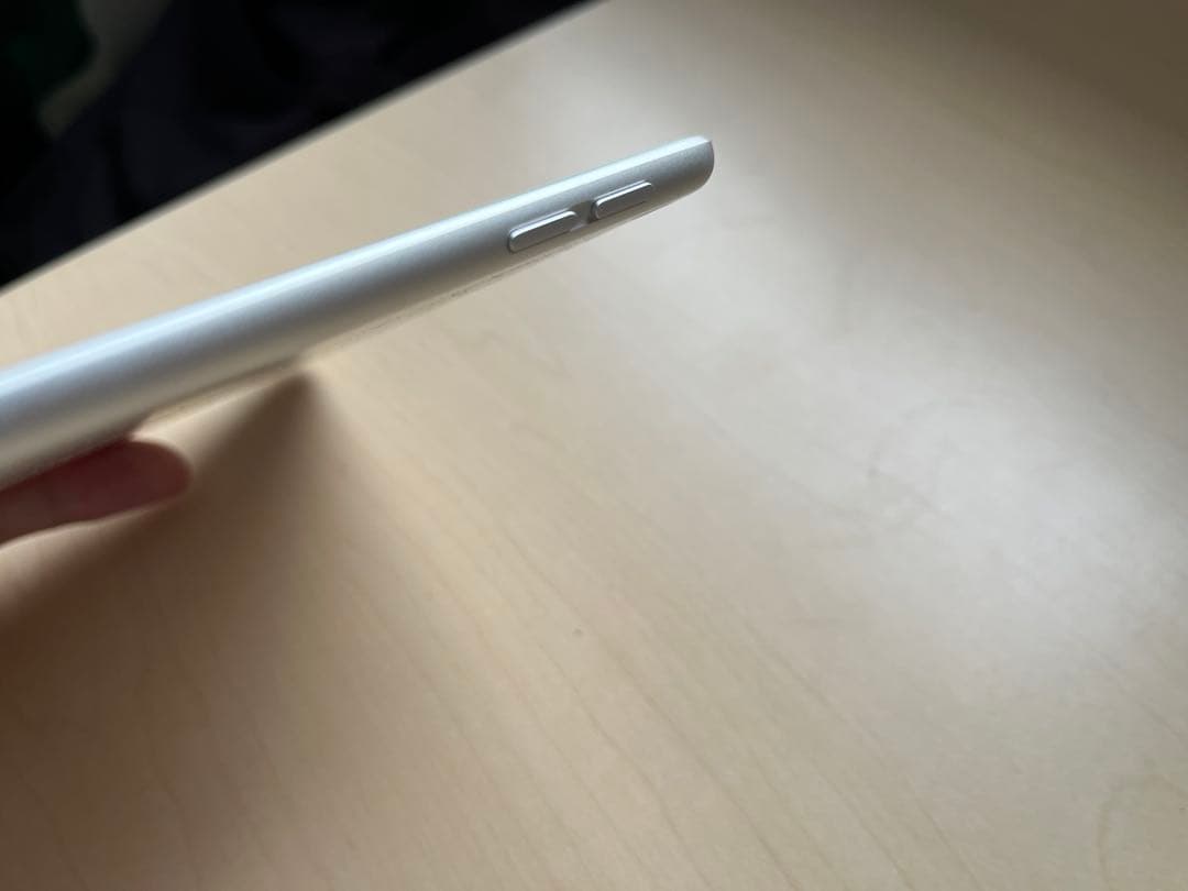 【美品】Apple iPad mini シルバー