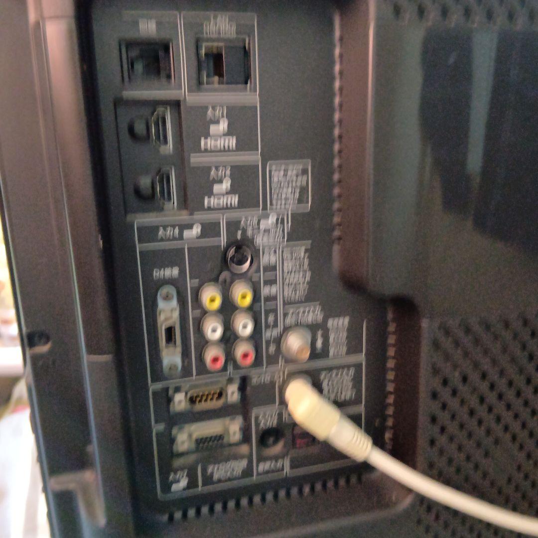 シャープ　液晶テレビ　32型 綺麗に映ります。